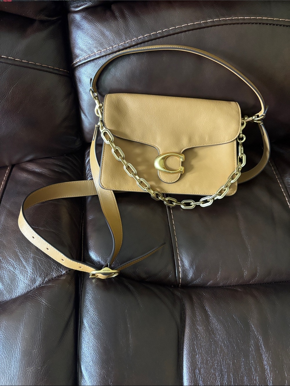 Coach Chain Tabby in Honey Leather Shoulder Bag with Gold Chain - Picture 5 of 7
